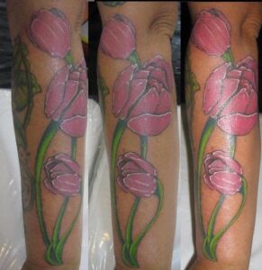 Flores tattoo